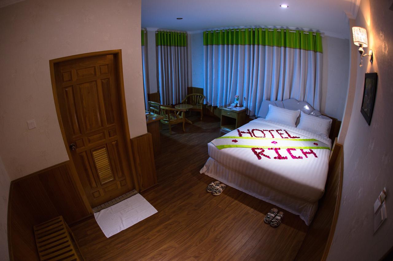 Hotel Rich Pyin Oo Lwin Exteriér fotografie